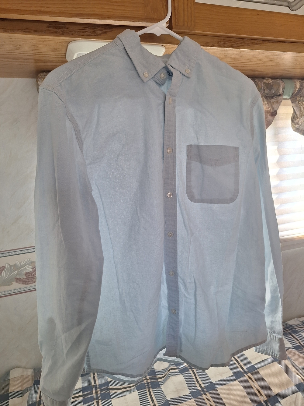 Old Navy Light Blue Button-Down Shirt with Chest Pocket